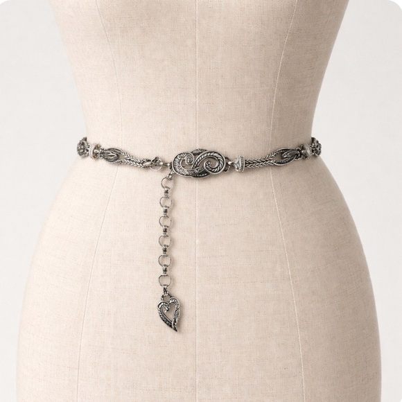 Brighton Bali Hai Silver Braided Swirl Hook Heart Charm Chain Belt size Small main image 6